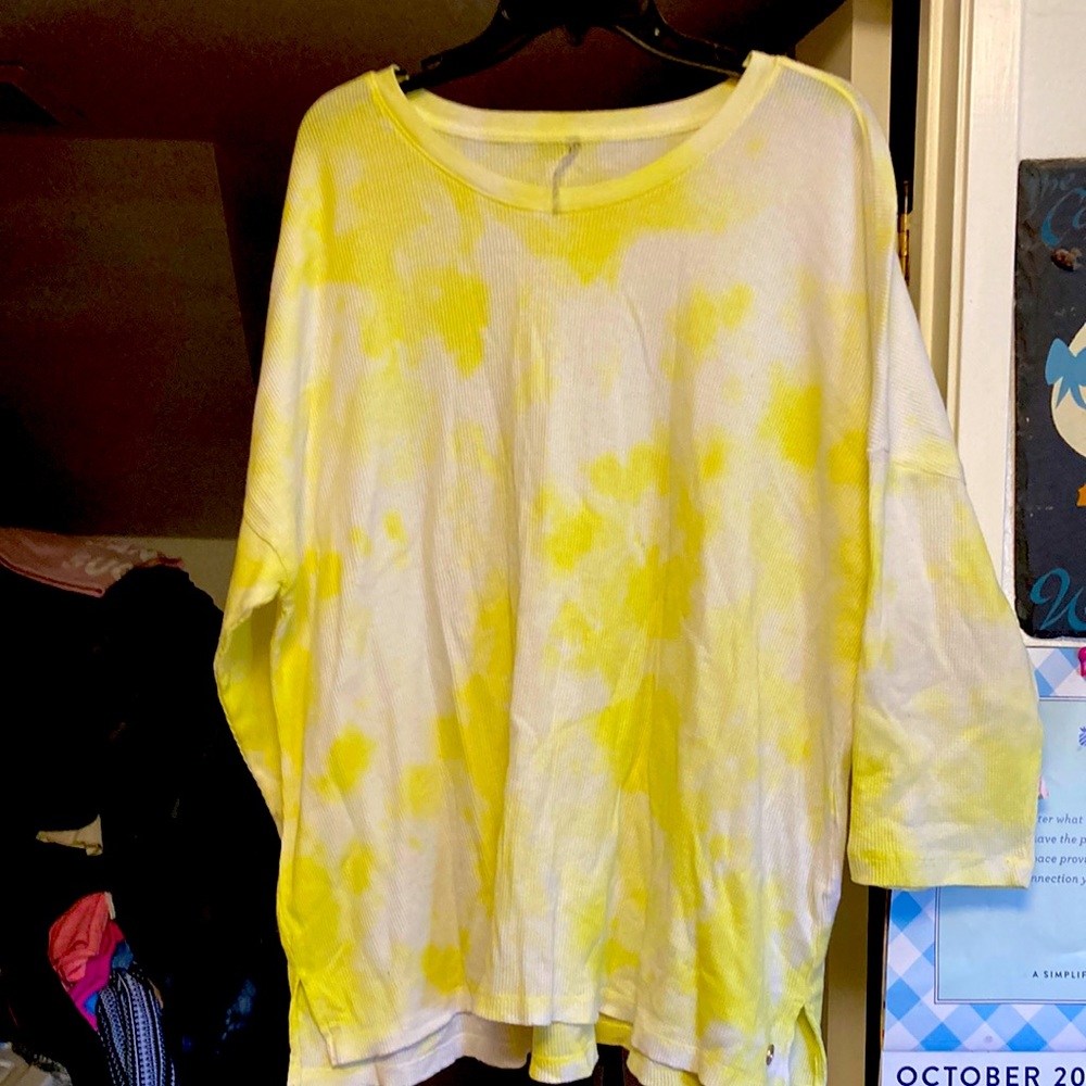 Used women’s plus size 3x Calvin Klein tie dyed long sleeved shirt